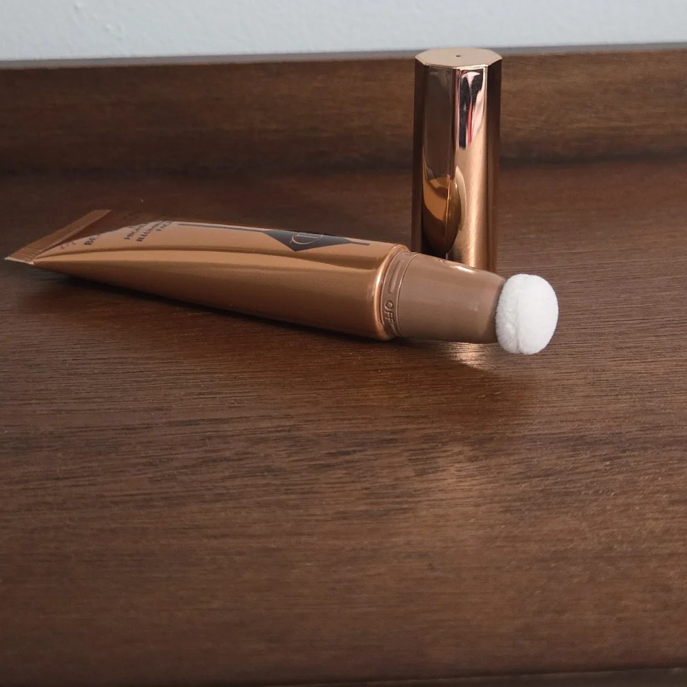 Charlotte Tilbury Makeup Bundle Bronzer 3 Tan & Beauty Light Wand Spotlight